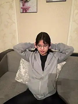 Z Milll online show from 04-27-26, 04:27