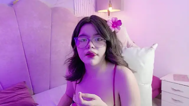 Alexa Missfortune online show from 05-07-26, 08:01