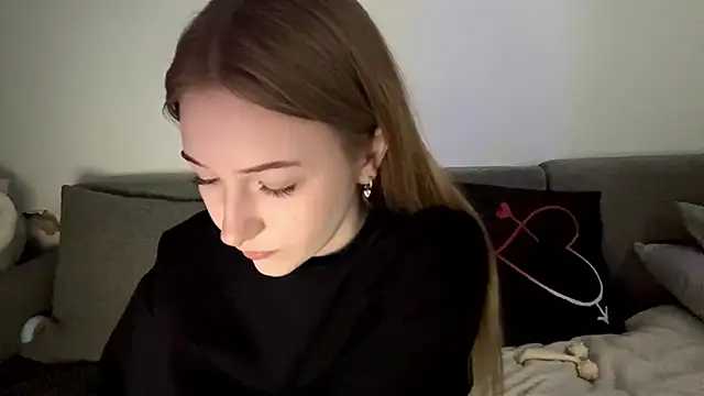 KatrineDrea online show from 04-20-26, 03:13