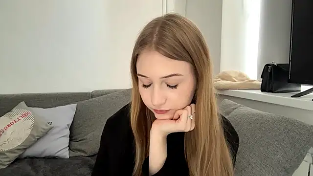 KatrineDrea online show from 04-30-26, 01:40