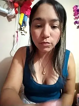 Snapshot of erikabella chatting on 03-31-26, 03:19 erikabella online show from 03-31-26, 03:19