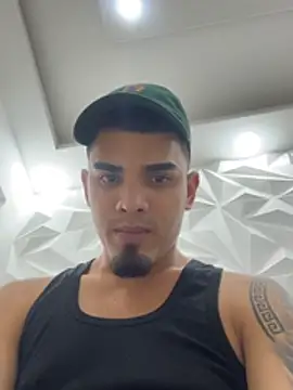 Snapshot of Josehjr chatting on 03-30-26, 01:18 Josehjr online show from 03-30-26, 01:18