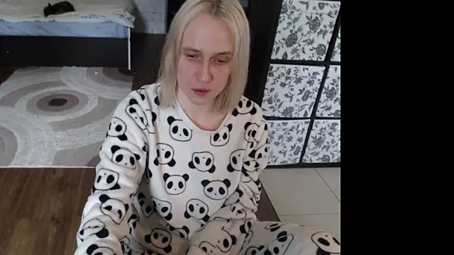 Sweet hot shrmp online show from 04-26-26, 08:22