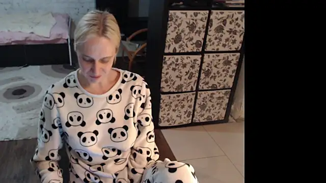 Sweet hot shrmp online show from 05-15-26, 06:39