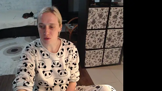 Sweet hot shrmp online show from 06-01-26, 02:01