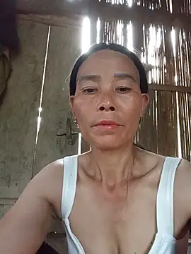 Snapshot of __Ruby01__ chatting on 07-14-26, 11:05 Ruby01 online show from 07-14-26, 11:05