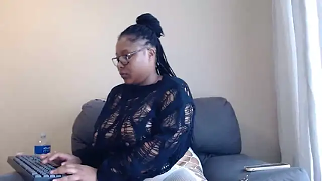 xxZoeyx online show from 05-15-26, 05:05