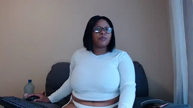 xxZoeyx online show from 03-23-26, 04:56