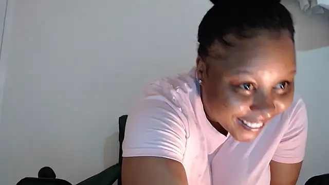 xxZoeyx online show from 03-10-25, 07:22