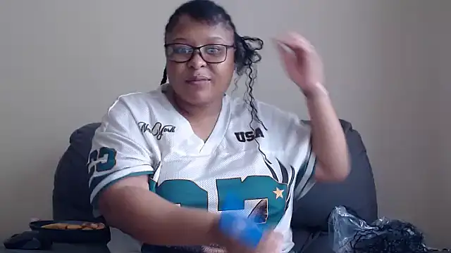 xxZoeyx online show from 11-04-25, 06:39