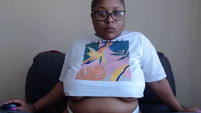 xxZoeyx online show from 10-08-25, 05:42