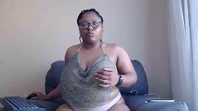 xxZoeyx online show from 05-14-26, 06:21