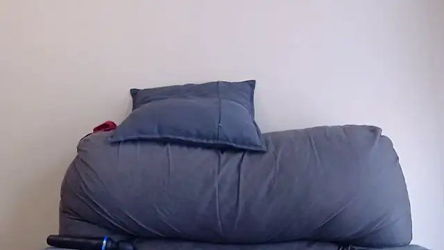 xxZoeyx online show from 10-05-25, 04:25