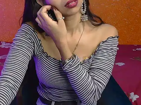 soniya-verma online show from 04-25-26, 05:32