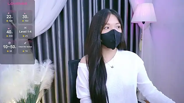 Lu Ly22 online show from 05-26-26, 01:58