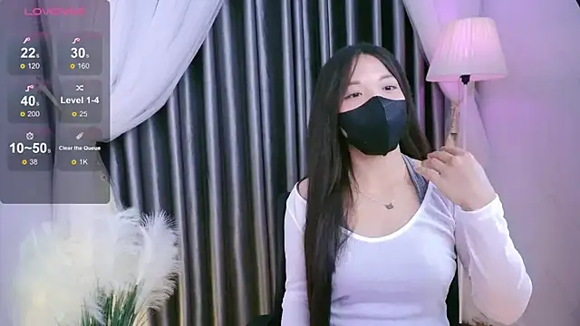 Lu Ly22 online show from 05-27-26, 12:31