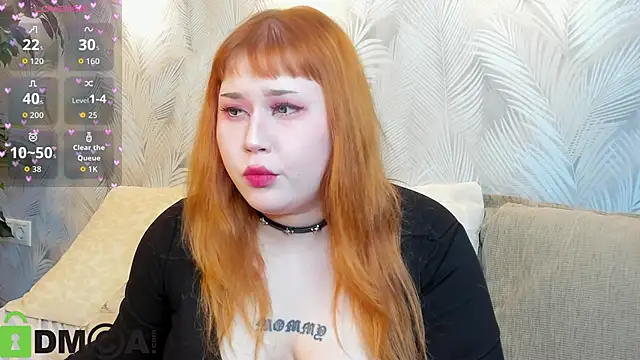 Roxy Moor online show from 06-17-26, 09:08