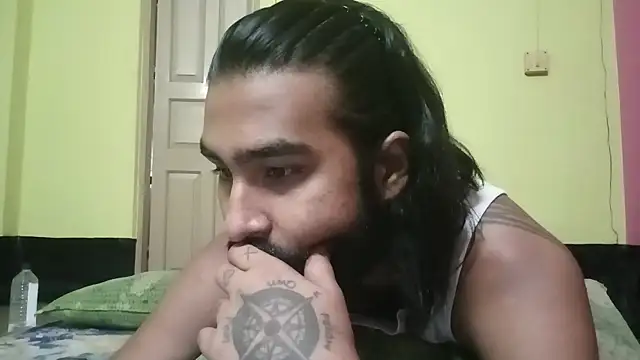 Naina1994 online show from 06-26-26, 05:46