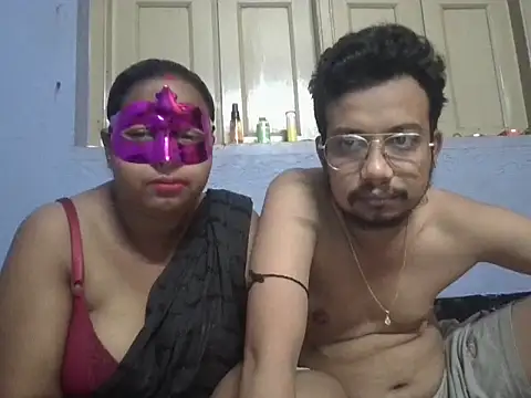 Naina1994 online show from 04-28-26, 04:22