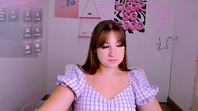 Snapshot of Tiffani_Angel chatting on 07-06-26, 05:36 Tiffani Angel online show from 07-06-26, 05:36