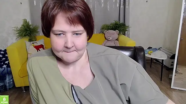 QUEEN02030 online show from 04-30-26, 03:19