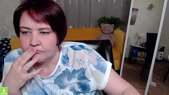 QUEEN02030 online show from 06-03-26, 10:05