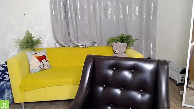QUEEN02030 online show from 05-09-26, 02:09