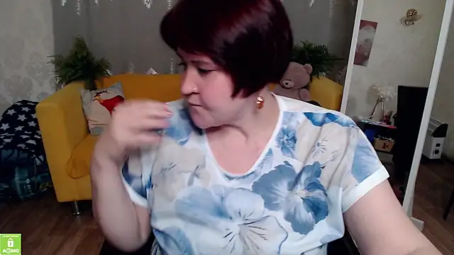 QUEEN02030 online show from 06-03-26, 02:33