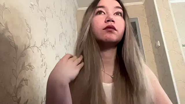 Snapshot of IreneOrbison chatting on 03-31-26, 01:35 IreneOrbison online show from 03-31-26, 01:35