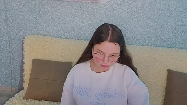 SofiDreamm online show from 04-04-26, 02:12