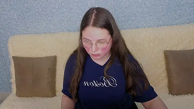 Snapshot of SofiDreamm chatting on 03-31-26, 12:29 SofiDreamm online show from 03-31-26, 12:29