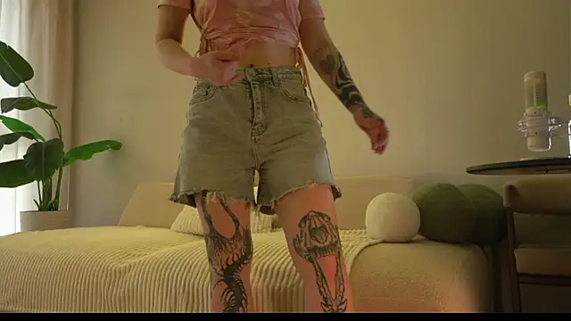 MilasKiss online show from 04-03-26, 07:26