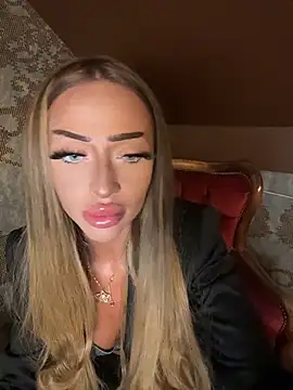 Snapshot of DirtyDebby chatting on 04-02-26, 06:47 DirtyDebby online show from 04-02-26, 06:47