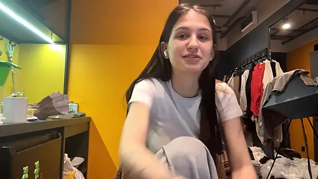 Darcia Luv online show from 03-31-26, 03:58