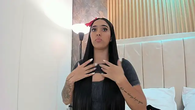 Snapshot of coral_evans05 chatting on 03-31-26, 08:11 coral evans05 online show from 03-31-26, 08:11