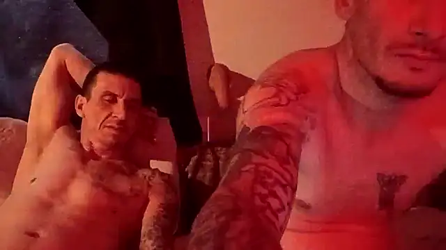 SnapchatMe4PrivateShows online show from 04-01-26, 01:52