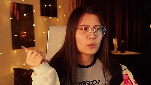 ElisonAvergarden online show from 04-16-26, 03:13