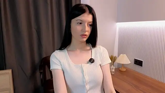 JazminLantey online show from 05-09-26, 02:59