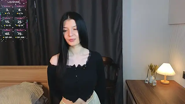 JazminLantey online show from 04-12-26, 01:09