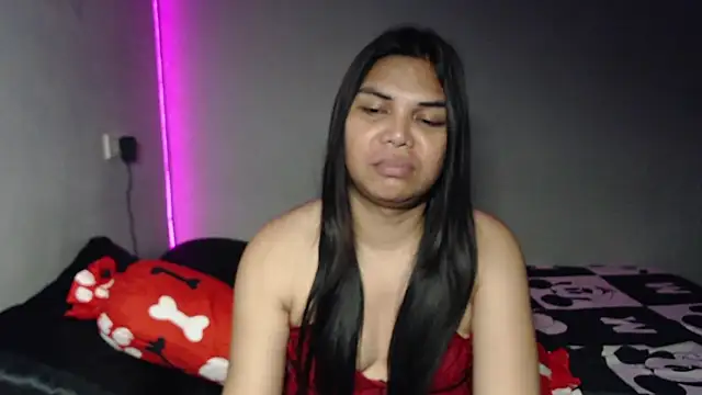 yourhotasiantrann online show from 04-04-26, 03:51