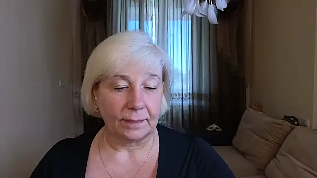 Milane Milky online show from 05-18-26, 05:13