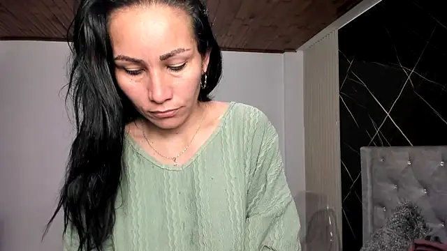 valeriiaa b online show from 04-28-26, 01:26