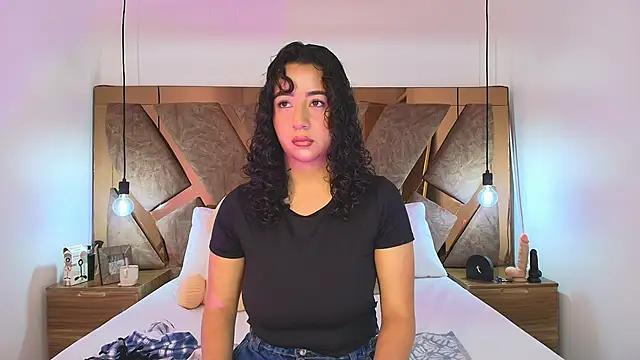 bella swwan  online show from 05-08-26, 04:55