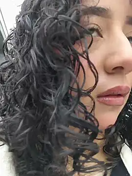 bella swwan  online show from 05-02-26, 01:38