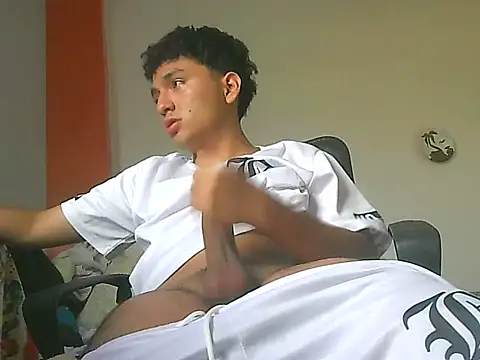 boynovaa online show from 04-03-26, 08:26