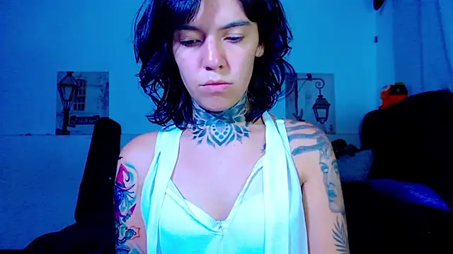 LannieGonzales online show from 05-09-26, 08:23