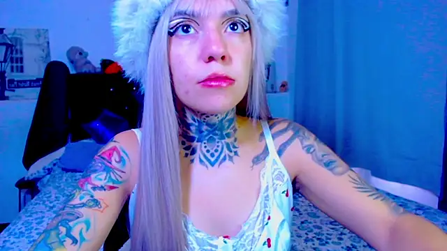 LannieGonzales online show from 05-23-26, 01:43