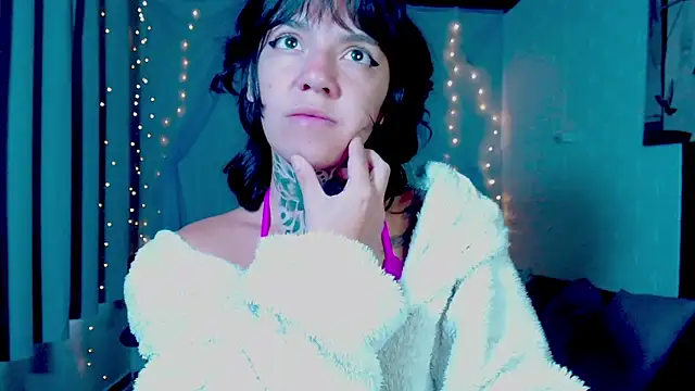 LannieGonzales online show from 04-07-26, 12:07