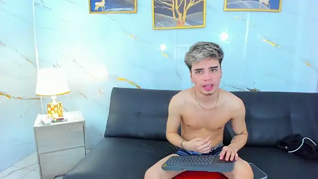 Danthe sex online show from 04-06-26, 06:09