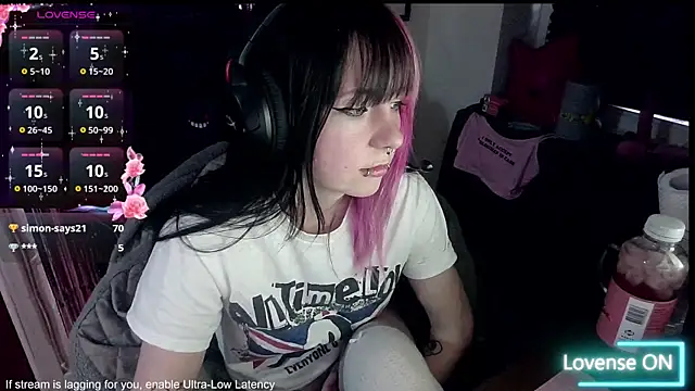 CutieTracer online show from 04-30-26, 06:59